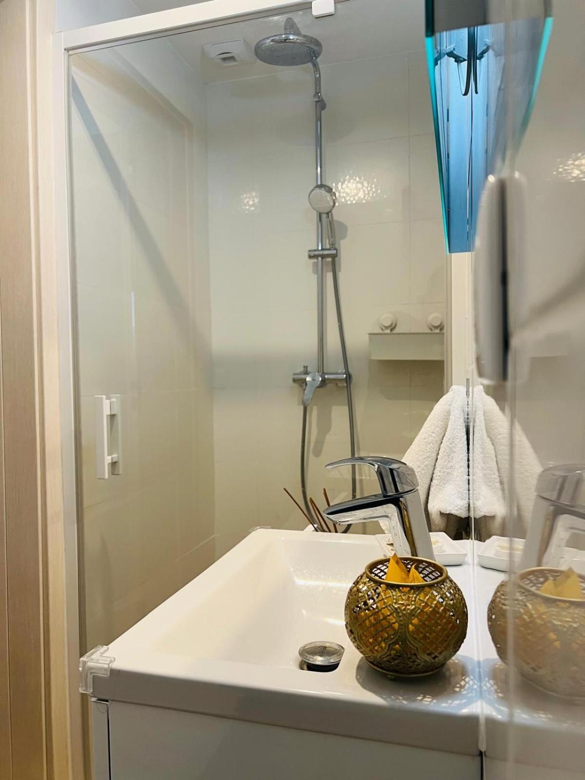 Twenty Rent Hotell Cagnes-sur-Mer Eksteriør bilde