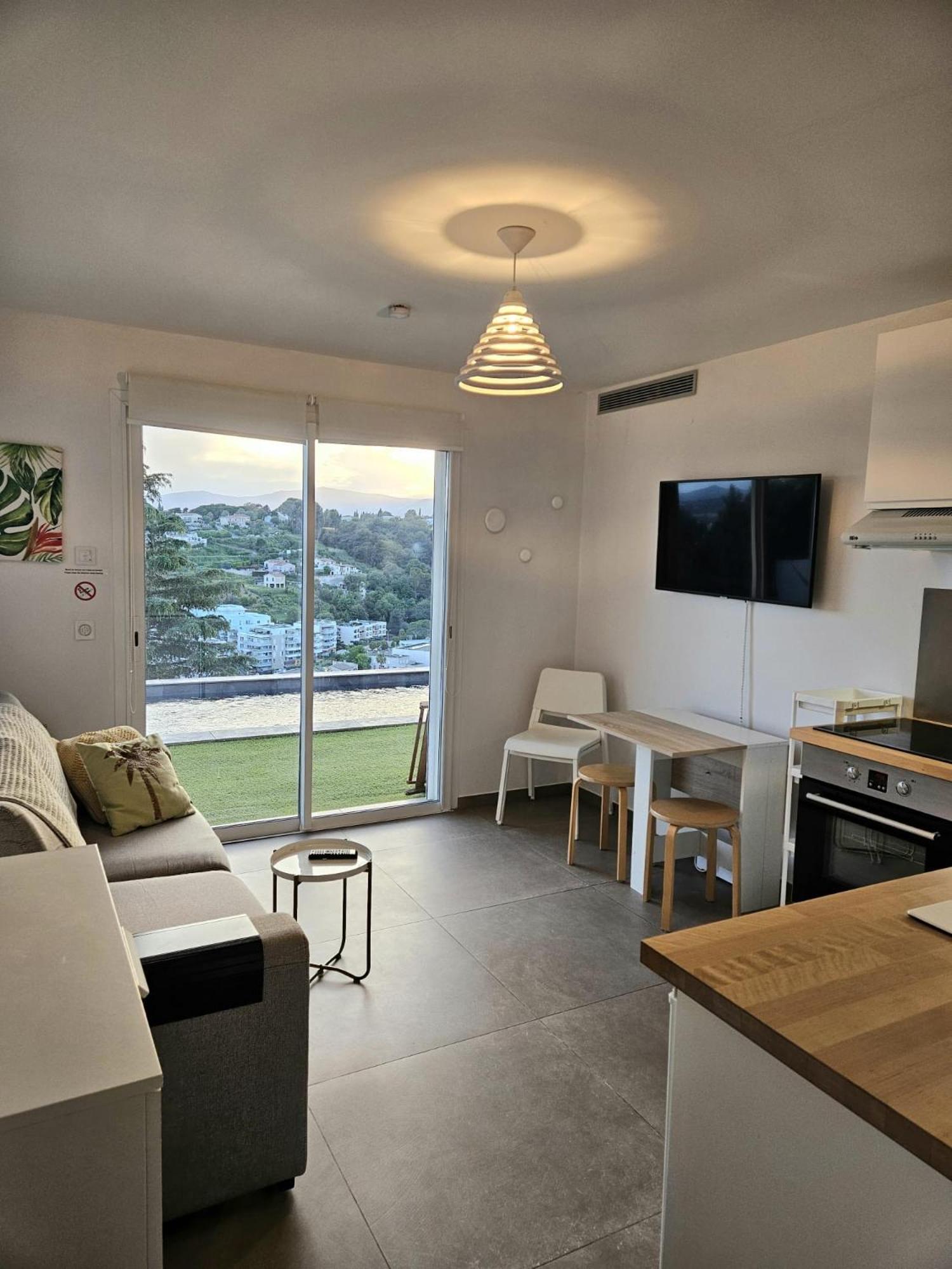 Twenty Rent Hotell Cagnes-sur-Mer Eksteriør bilde